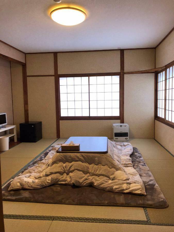 Готель Oyado Zen Кусацу Екстер'єр фото