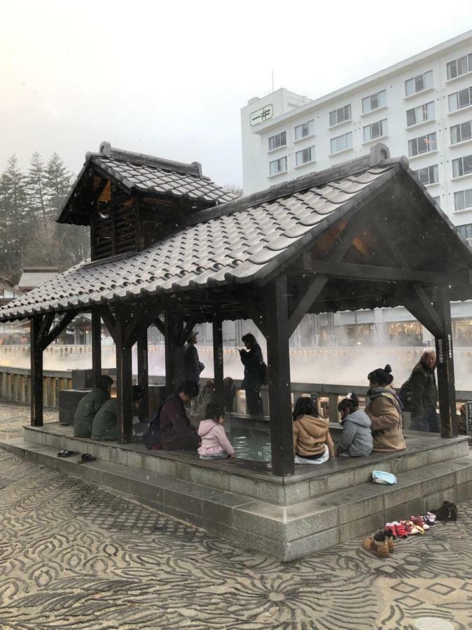 Готель Oyado Zen Кусацу Екстер'єр фото